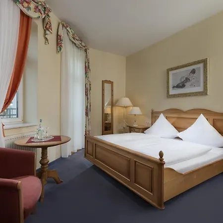 Schloss Schweinsburg 4* Neukirchen-Pleiße