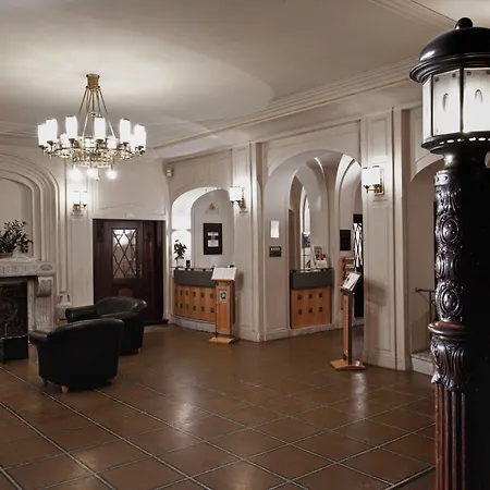 Hotel Schloss Schweinsburg 4*