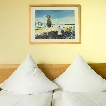 Schloss Schweinsburg 4*