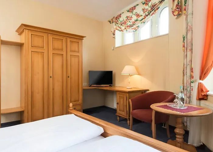 فندق Schloss Schweinsburg Neukirchen-Pleiße