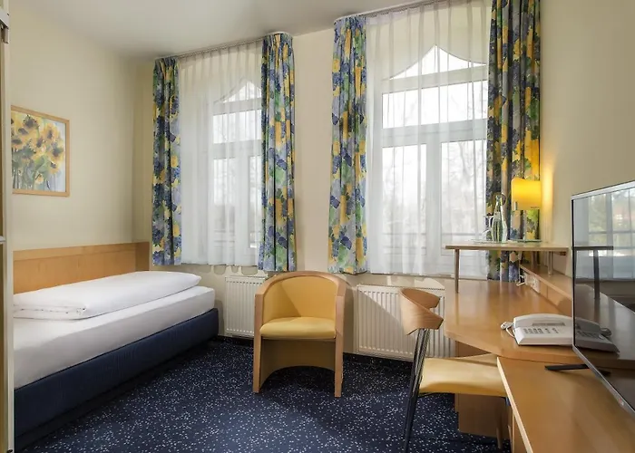 Schloss Schweinsburg 4* Neukirchen-Pleiße