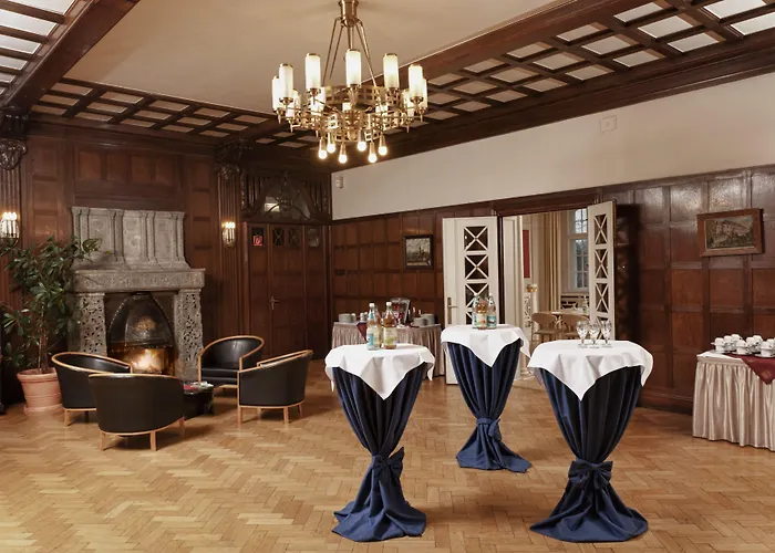 Schloss Schweinsburg فندق 4*