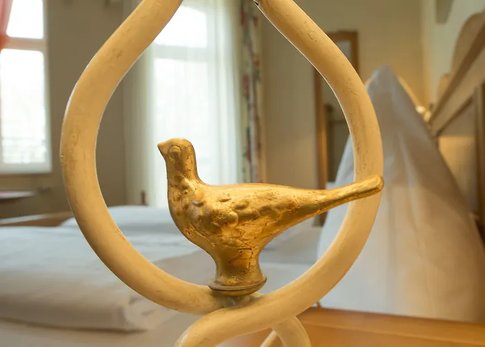 Schloss Schweinsburg 4*